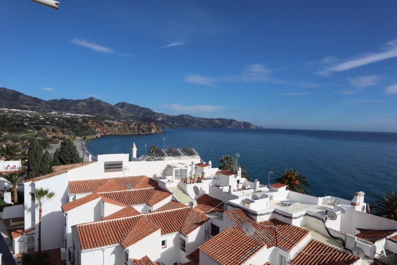 Bahia 58 Apartments Casasol Nerja Esterno foto